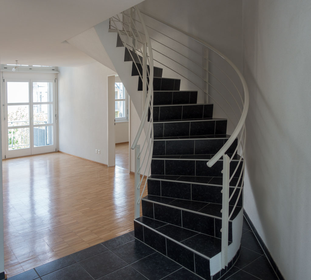 Moderne 3.5-Zimmer-Maisonettewohnung